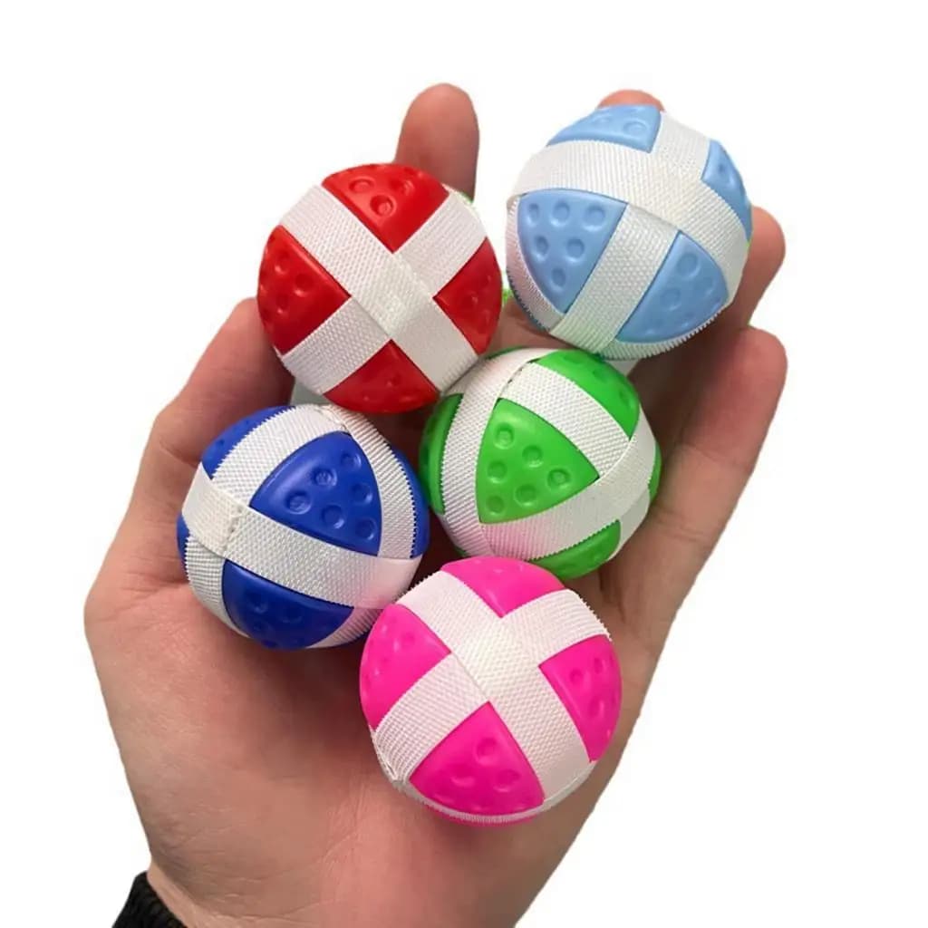 Golf Practice Balls Sticky Design Plastic Nylon Secure Attachment for Golf Mat Training and Party Games