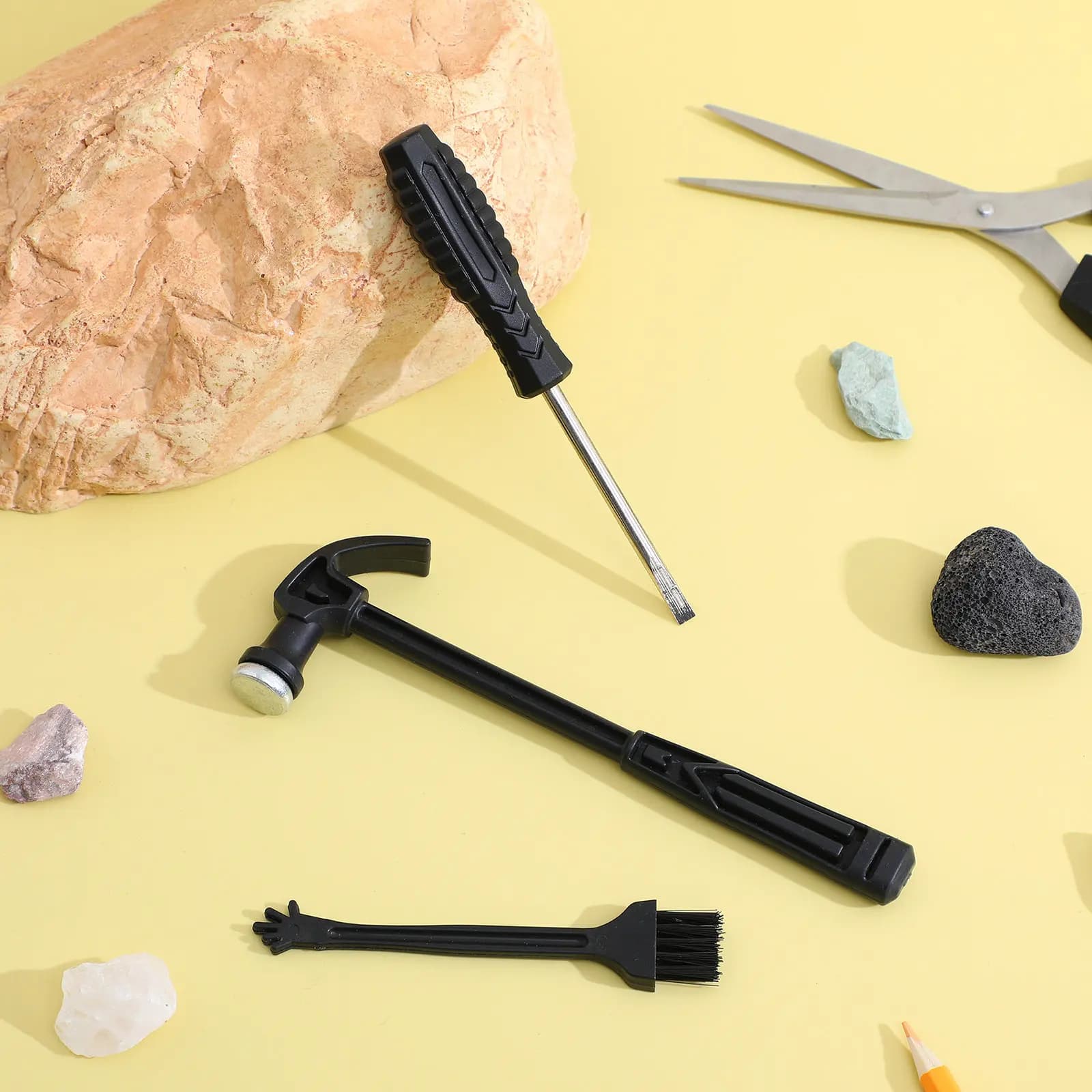 2 Set Kit di Scavo di Gemme per Bambini, Set Educativo con Spazzola Piccola, Scalpello, Martello, Kit di Strumenti per lo Sviluppo della Motricità Fine per Bambini