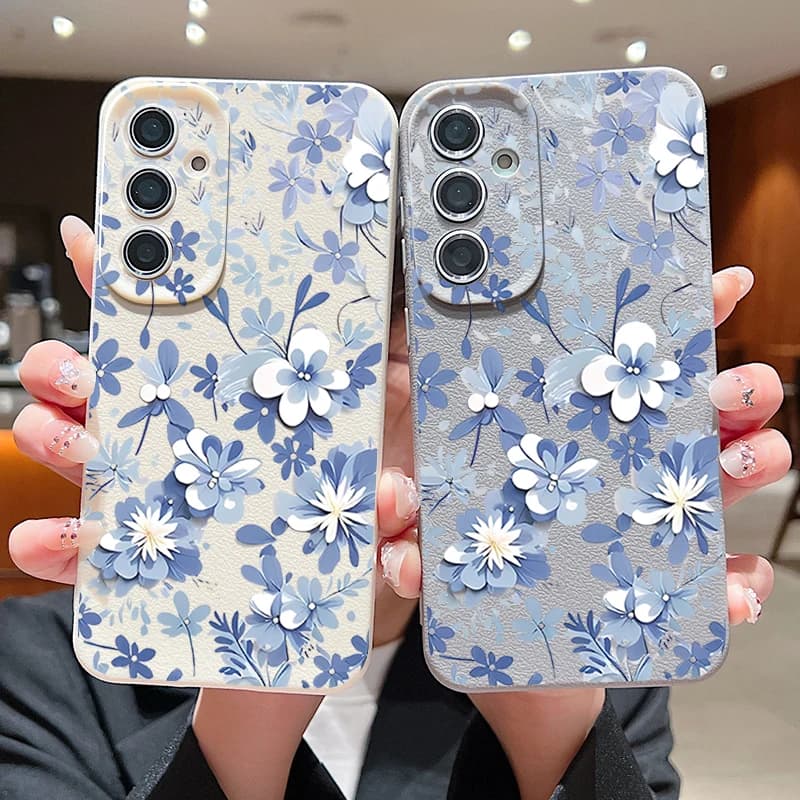 Cover per Telefono con Motivo Floreale Blu per Samsung Galaxy A17 A56 A55 A36 A16 A15 5G A26 A35 A25 A54 A14 A34 A53, Custodia Morbida in Silicone