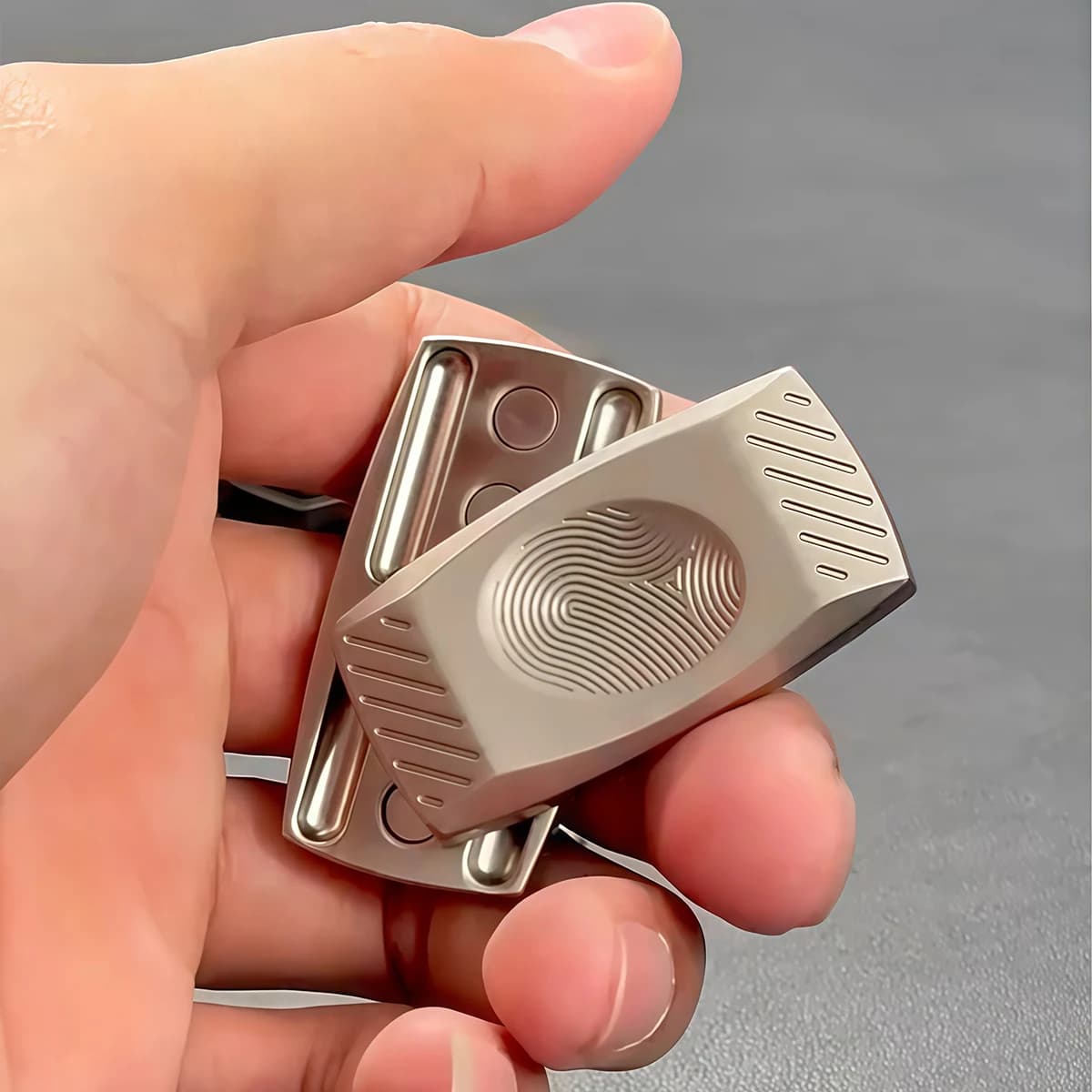 Slider Magnetico con Sensore di Impronte Digitali, Giocattolo Antistress in Metallo, Strumento ADHD, Giocattolo per Alleviare Ansia e Stress per Adulti