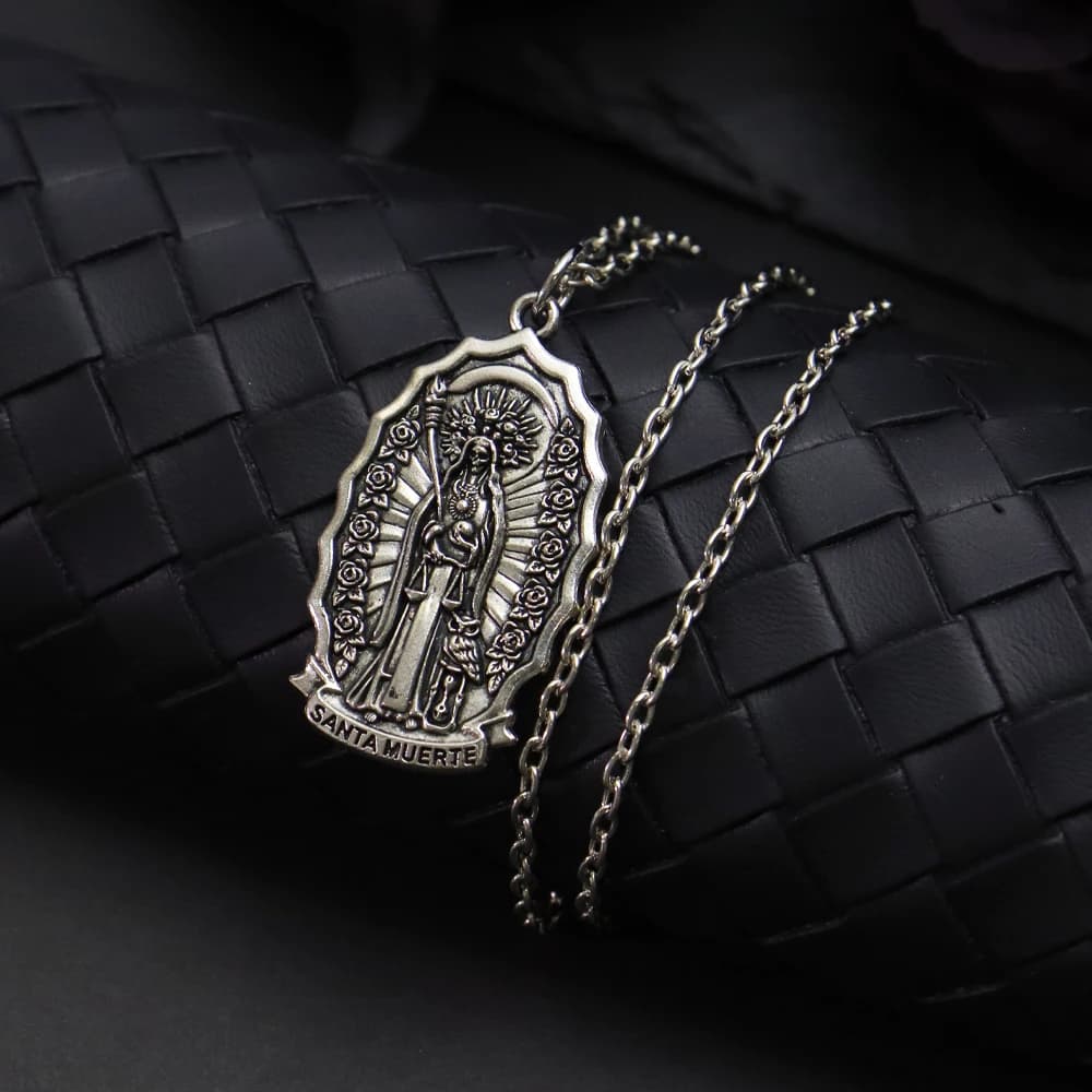 Santa Muerte Pendant Necklace, Gothic Death Saint Medal Necklace with Rose Border, Occult Dark Aesthetic Jewelry for Men Women