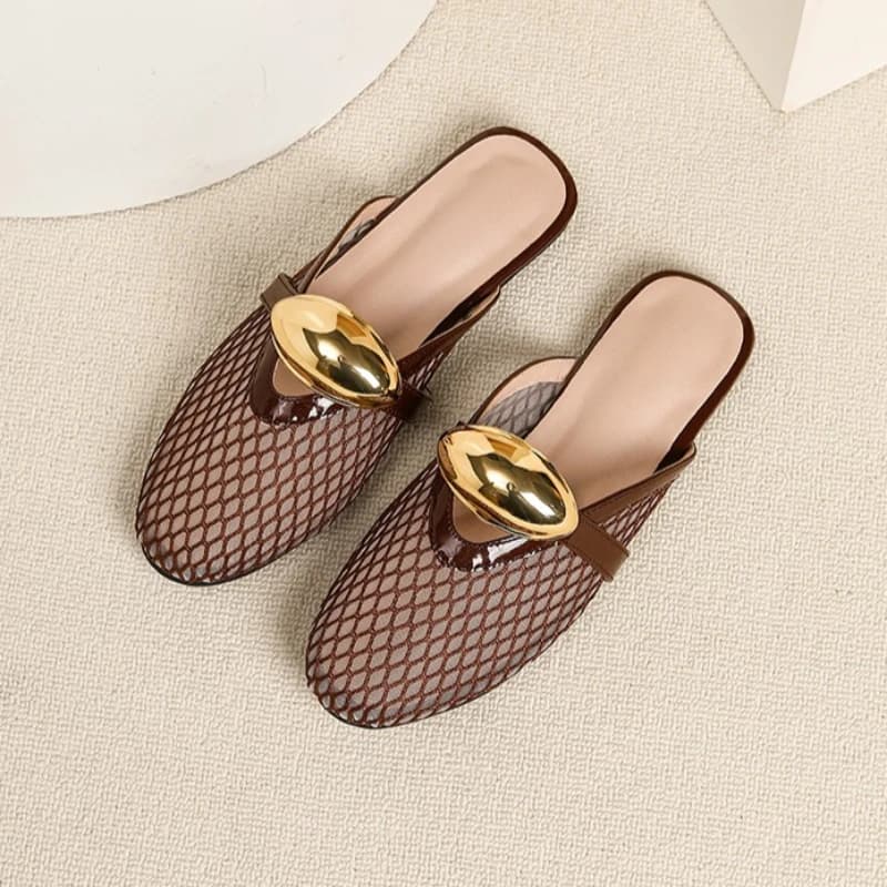 Summer Mesh Flat Slippers Women Metal Decoration Details Round Toe Casual Slides and Mules Shoes Breathable Comfy Women Sandals