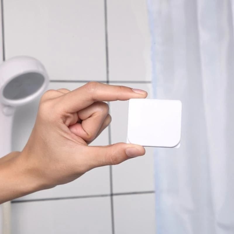 Lightweight Shower Curtain Attachments Shower Curtain Holders Strong Shower Curtain Clip Suitable for Various Bathrooms