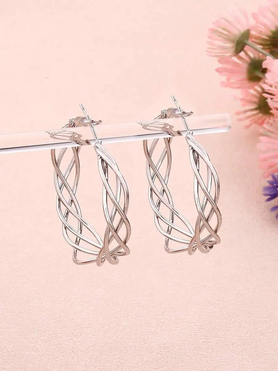 Hollow Out Hoop Earrings Lightweight Minimalist Design for Daily Wear