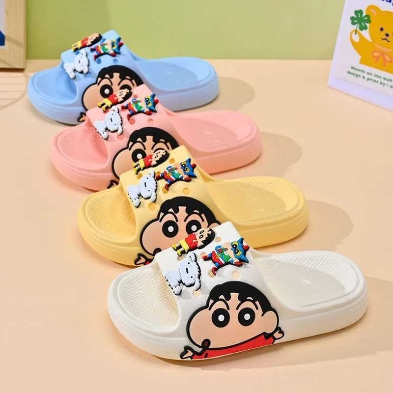 New Summer Slippers for Boys, Nice Anti-slip Slippers with Crayon Shin-chan Characters, Interior Sandals and Girls' Exterior, Gift
