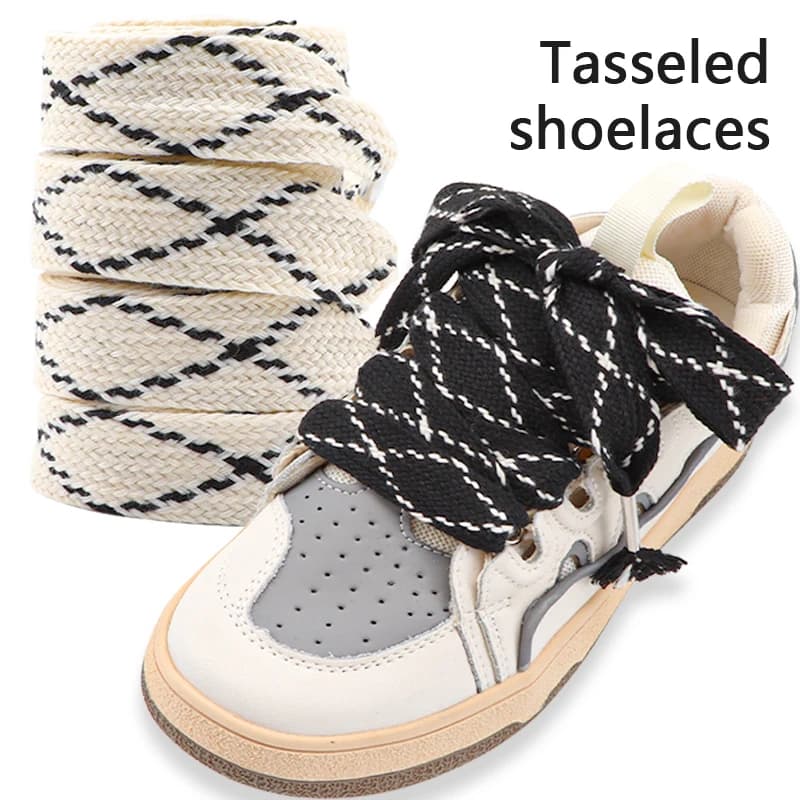 Nuovi Lacci Piatti 2.5 CM di Larghezza Testa di Metallo Lacci Delle Scarpe Nero Beige Scarpe Da Ginnastica Lacci Scarpe Accessori 120 CM/140 CM 1 paio di Corde