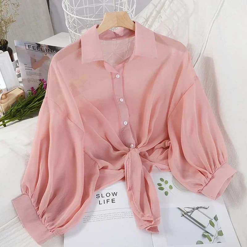 Abiti bianchi vuoti larghi casual Camicetta elegante in vita legata tinta unita Camicia estiva da donna in chiffon con bottoni a mezza manica a pipistrello