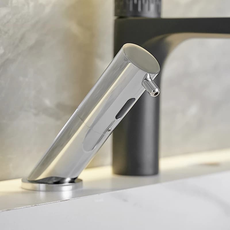 Dispenser di Sapone a Induzione da Tavolo Verticale Intelligente Automatico per Disinfettante Mani e Schiuma Detergente