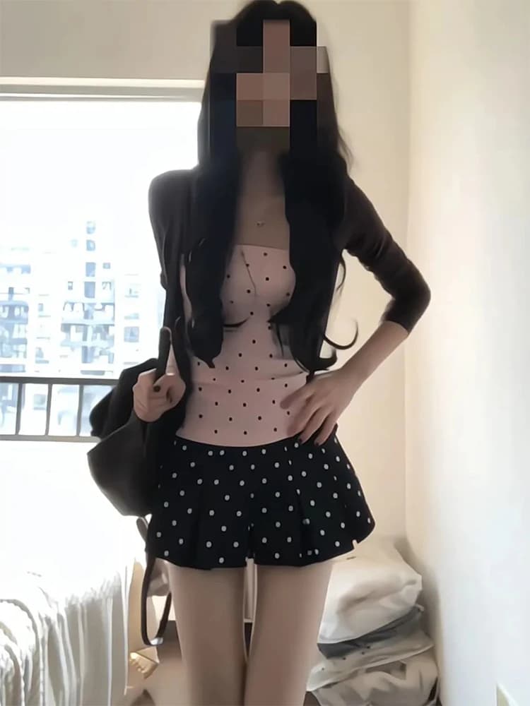 Summer New Pure Desire Wind Sunscreen Long Sleeve Cardigan Pink Polka Dot Inner Black Pleated Skirt Three Piece Set Women