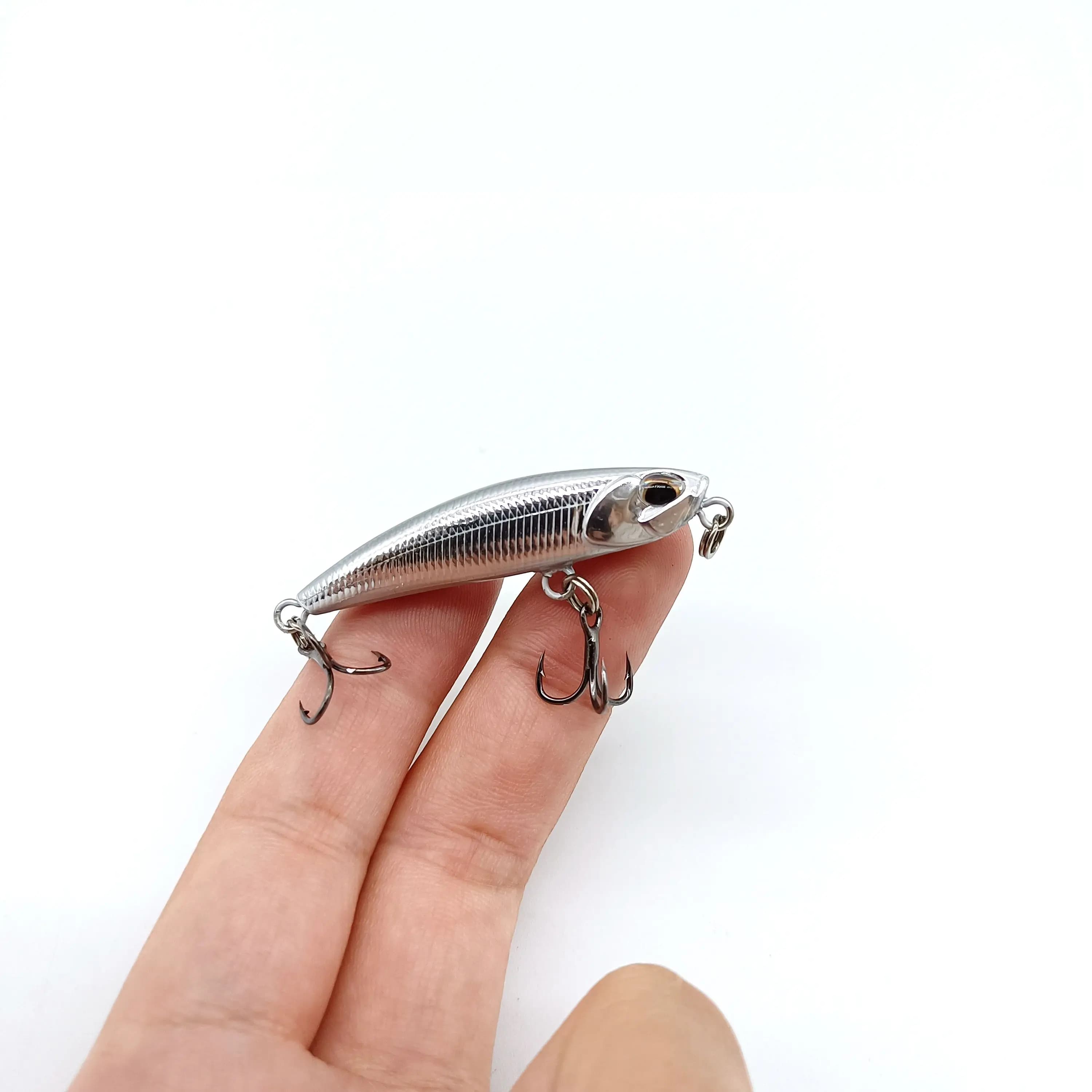DUODUOYU 1PCS Micro Matita Richiamo di Pesca 4.8g/50mm Duro Richiamo Artificiale StickBait affondamento Matita Pesce Fabbrica Wobbler Esca ciprinidi