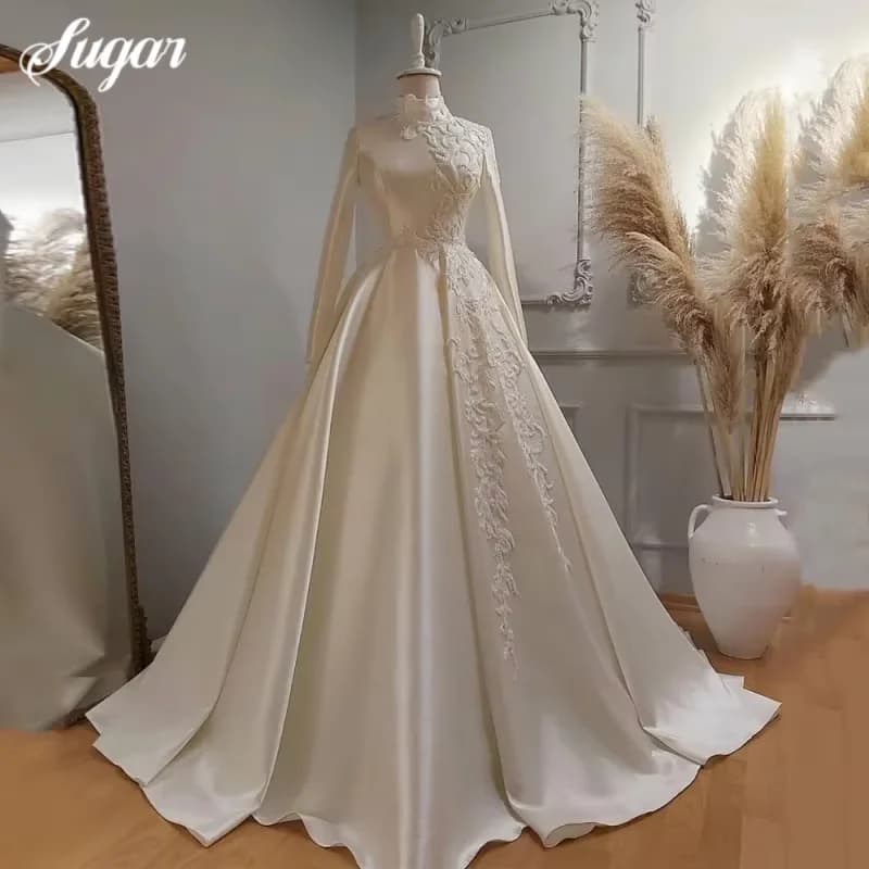 Abito da sposa elegante in raso personalizzato Abito da sposa musulmano A-Line 2025 Perline pesanti Collo alto Abito da sposa Boho Robe De Soire