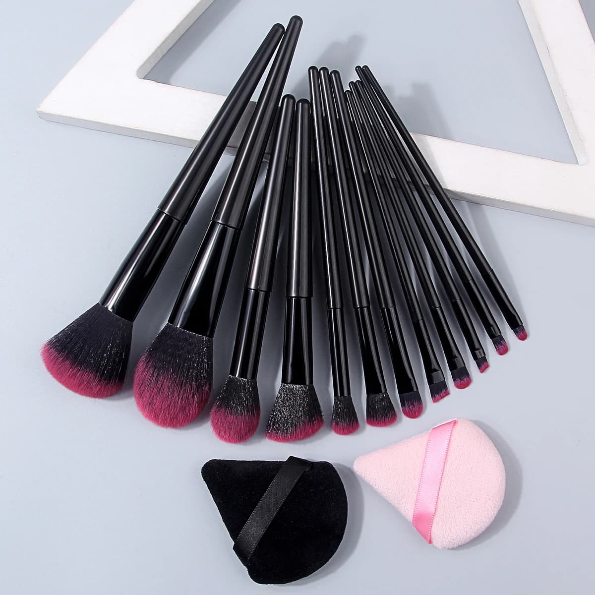 Set di Pennelli Morbidi per Trucco, per Fondotinta, Blush, Cipria, Ombretto, Correttore e Sfumatura