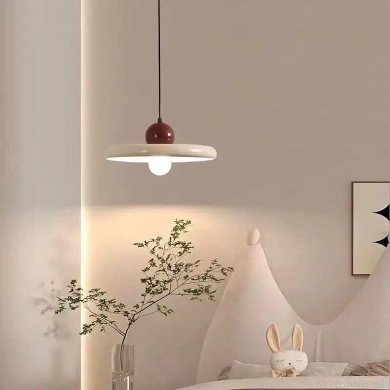 Chandelier with French flying disc Minimalist high-end chandelier for celebrities Internet Chandelier for dining room Chandelier in cream style