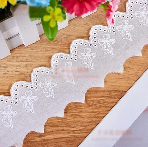 Larghezza: 5,4 cm (2,13 pollici) Modelli squisiti cotone Ricamo Pizzo Abbigliamento e pizzo tessile Materiali artigianali Kit da cucito (SSA-4580)