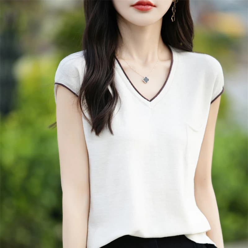Loose Fit Pure Cotton V Neck Pocket T Shirt Women Elegant Style Summer New Knitwear Short Sleeve Base Top