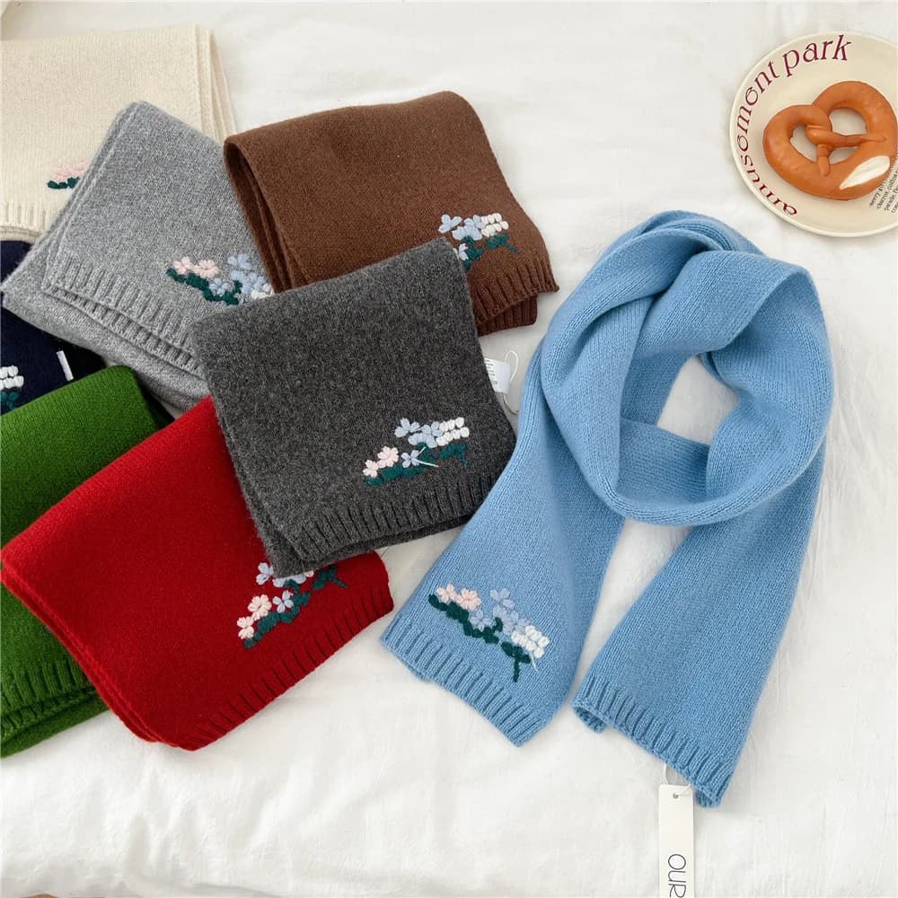 Wool Scarf Machined for Women, Autumn and Winter, Warm, Fashion, Couple Style, Versatile Long Shoulder Strap for Winter