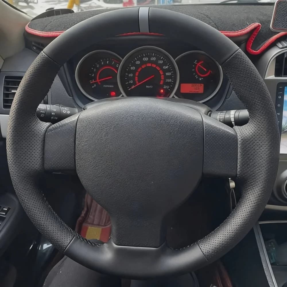 Coprivolante in Pelle Artificiale Nera Cucito a Mano per Nissan Tiida, Sylphy 2004-2010, Versa 2006-2011, 2007-2011