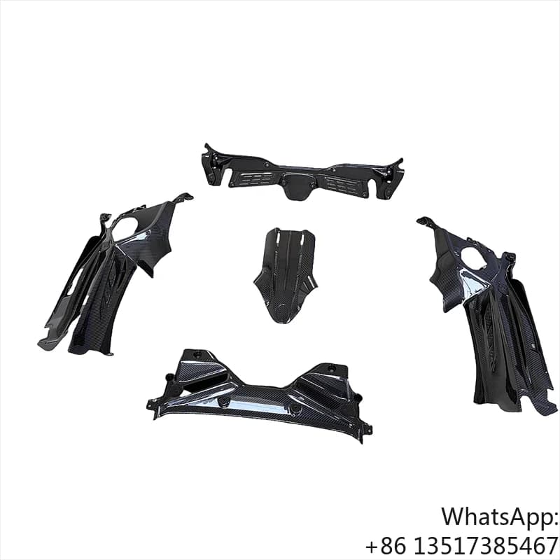 Diffusore Posteriore Stile 7D per Maserati MC20 in Fibra di Carbonio Secca BodyKit