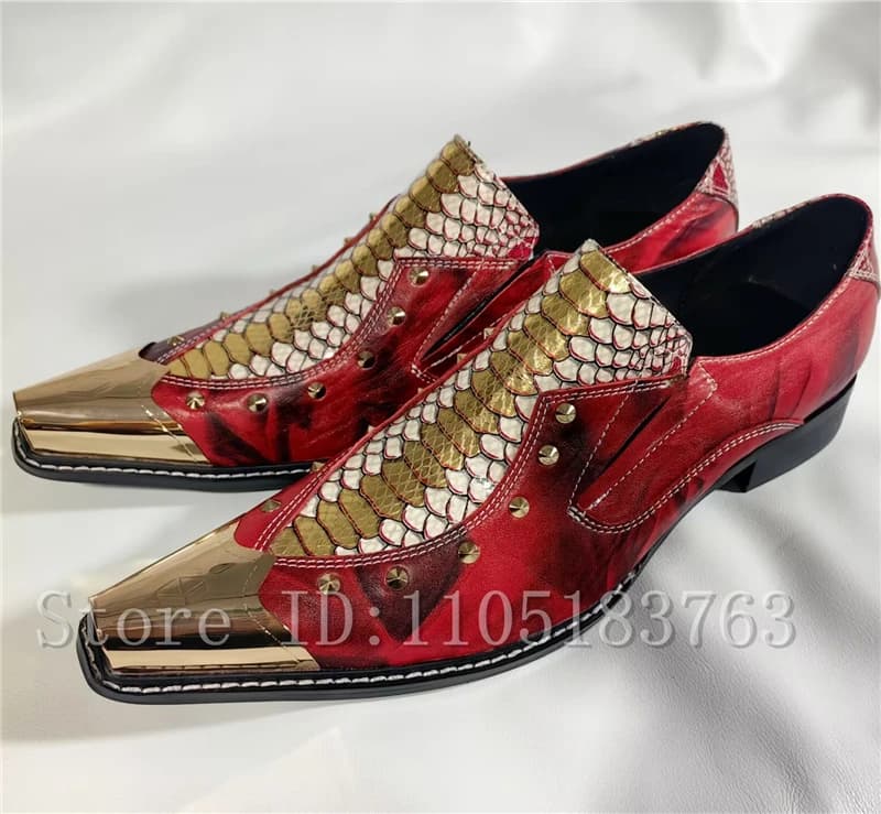 Mocassini da Uomo Stile Barocco con Stampa Serpente Rosso, Punta in Metallo Dorato, Rivetti, in Vera Pelle, Slip-On, Scarpe Formali per Feste e Matrimoni