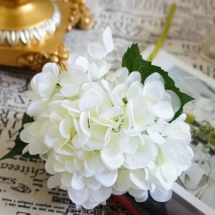 Fiori artificiali 1 pacco di ortensia di seta Accessori decorativi da sposa per matrimoni Liquidazione Decorazioni per festival Vasi Bouquet fai da te per la casa