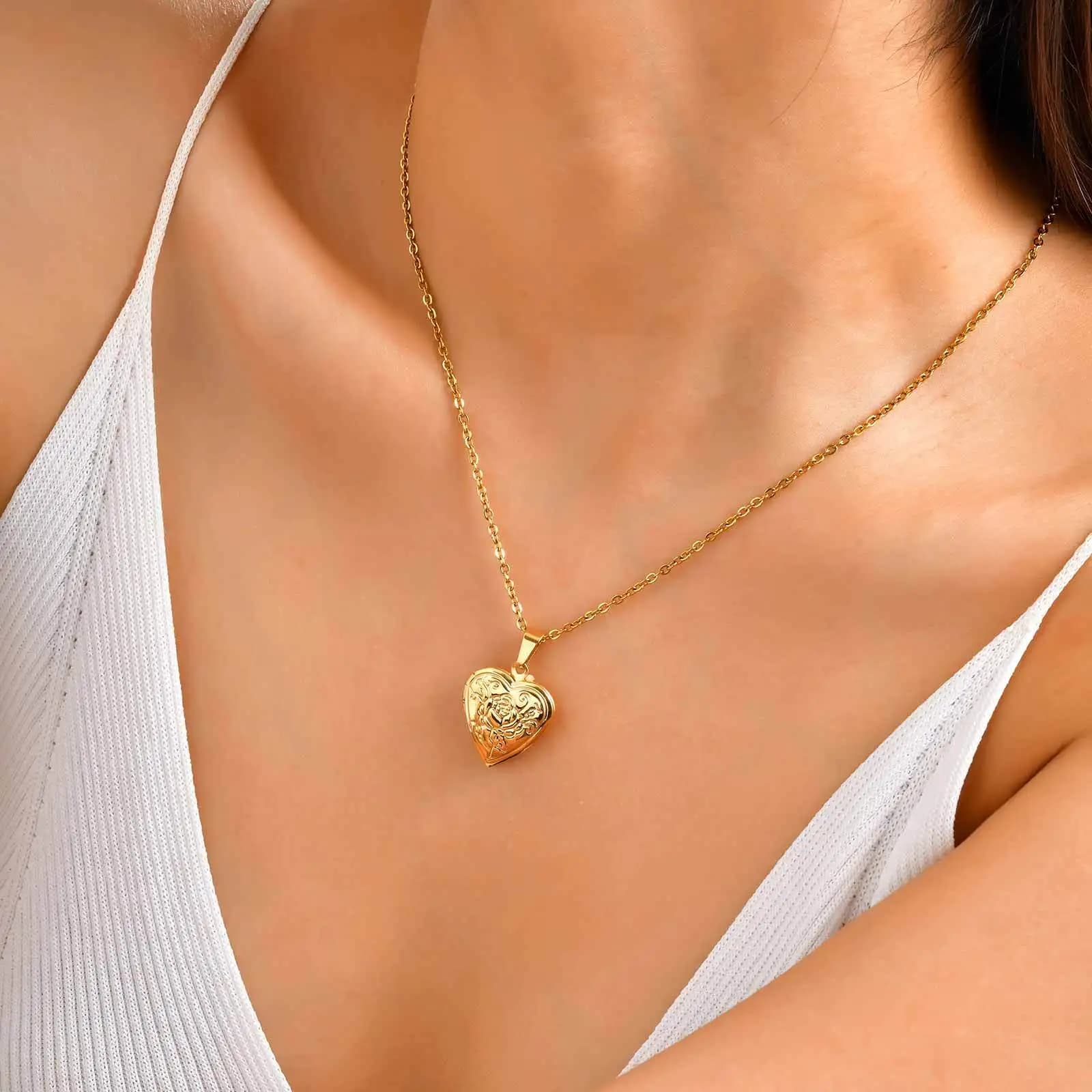 Collana con ciondolo con foto a forma di cuore personalizzata, gioielli con collana bloccata con immagine personalizzata per donna