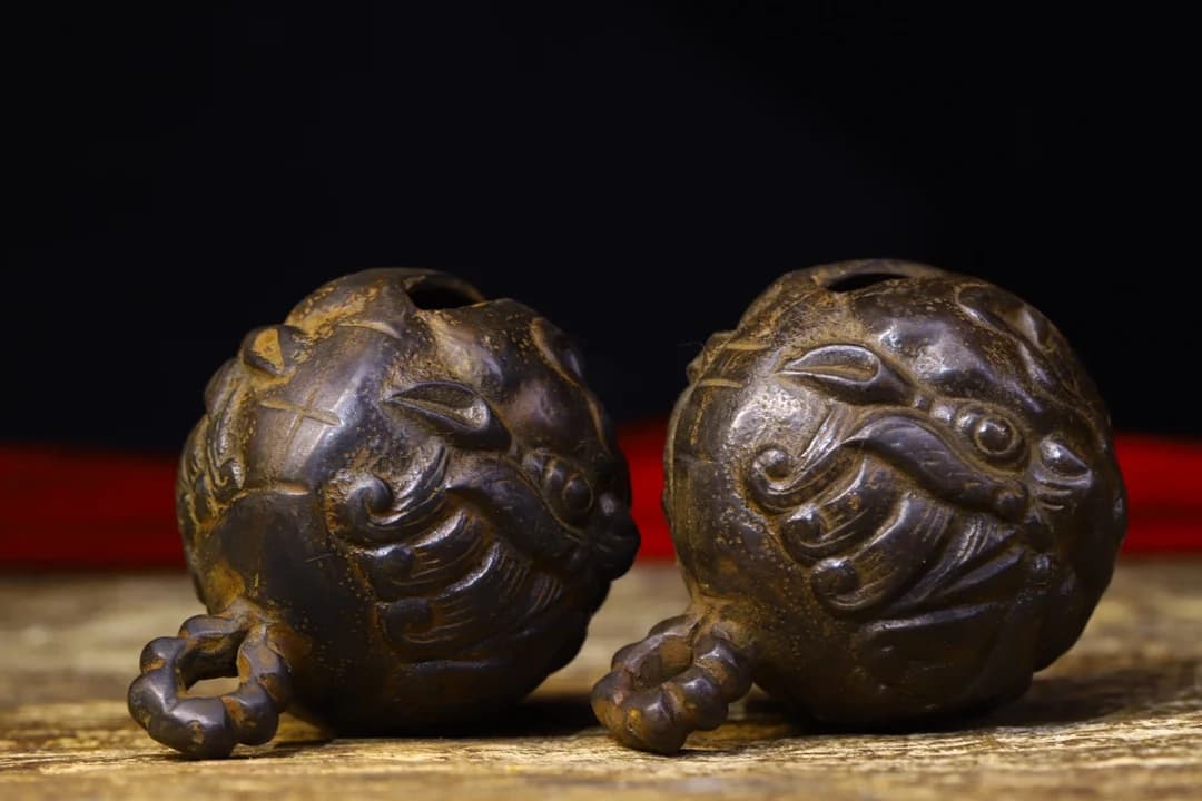 3"Tibetan Temple Collection Old Bronze tiger head bell A pair bell doorbell Pendant Buddhist utensils Amulet Town house