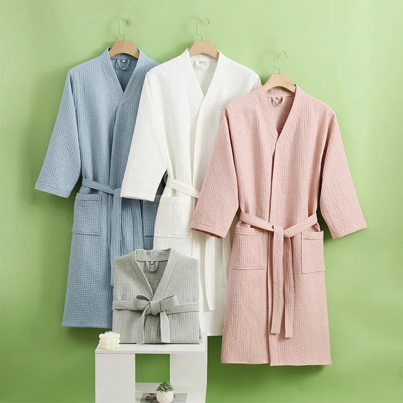 Sottile Bathrobe for All Seasons, Design for Hotels and Beauty Centres, Bathrobe for Couples, for Women and Men, in Quick Drying Waffle Cotton