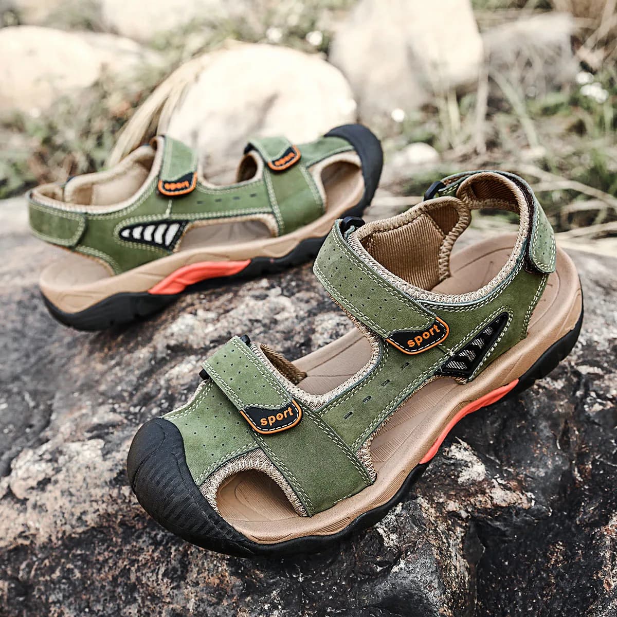 Men Closed Toe Sport Sandals Double Velcro Straps Anti Collision Toe Cap Non Slip Traction Sole Outdoor Hiking Beach Sandals
