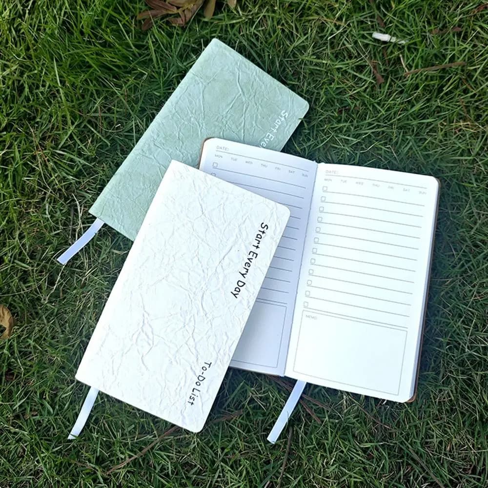 Agenda A6 Multicolore con Copertina in Ecopelle, Planner Giornaliero, Tracker per l'Autodisciplina, Diario per Appunti e Scrittura