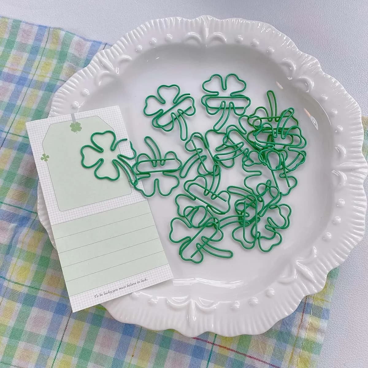 10 pz INS Stile Graffette Lucky Quadrifoglio Segnalibro Estetico Novità Forma Clip per Scrapbooking Regalo e Diario Decor