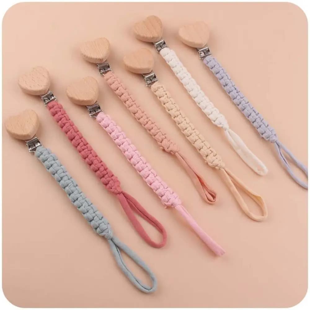 Porta succhietto a forma di cuore Porta capezzoli Clip Porta ciuccio Clip Porta ciuccio Catena per ciuccio per bambini Massaggiagengive per bambini Cinghie per giocattoli
