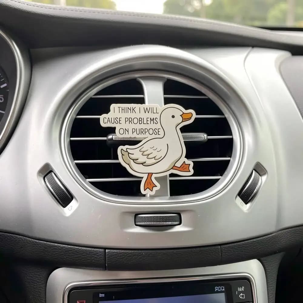 Chic Car Interior Diffuser Air Freshener with Decorative Element for Freshness