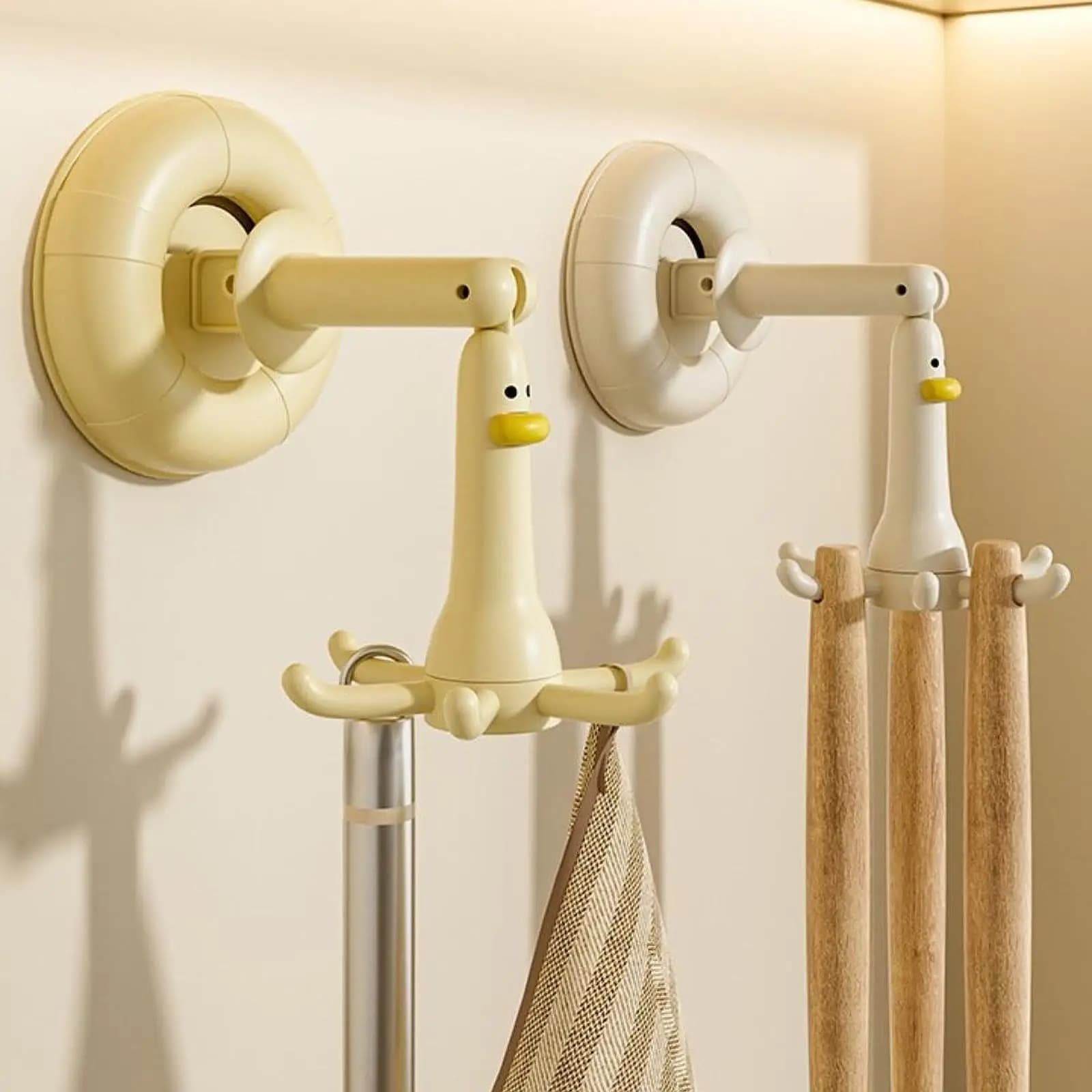 Gancio girevole a 360 gradi con ventosa per bagno, ufficio,