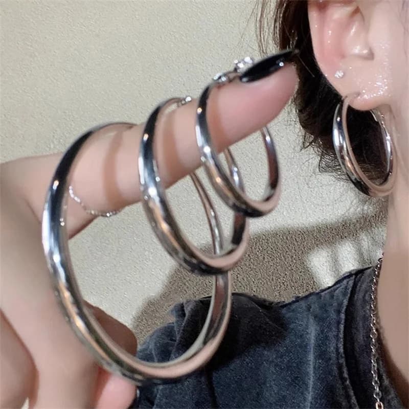 Classic Simple Geometric Round Big Stainless Steel Hoop Earrings for Women Exaggeration Circle Bride Earrings Jewelry Accessory