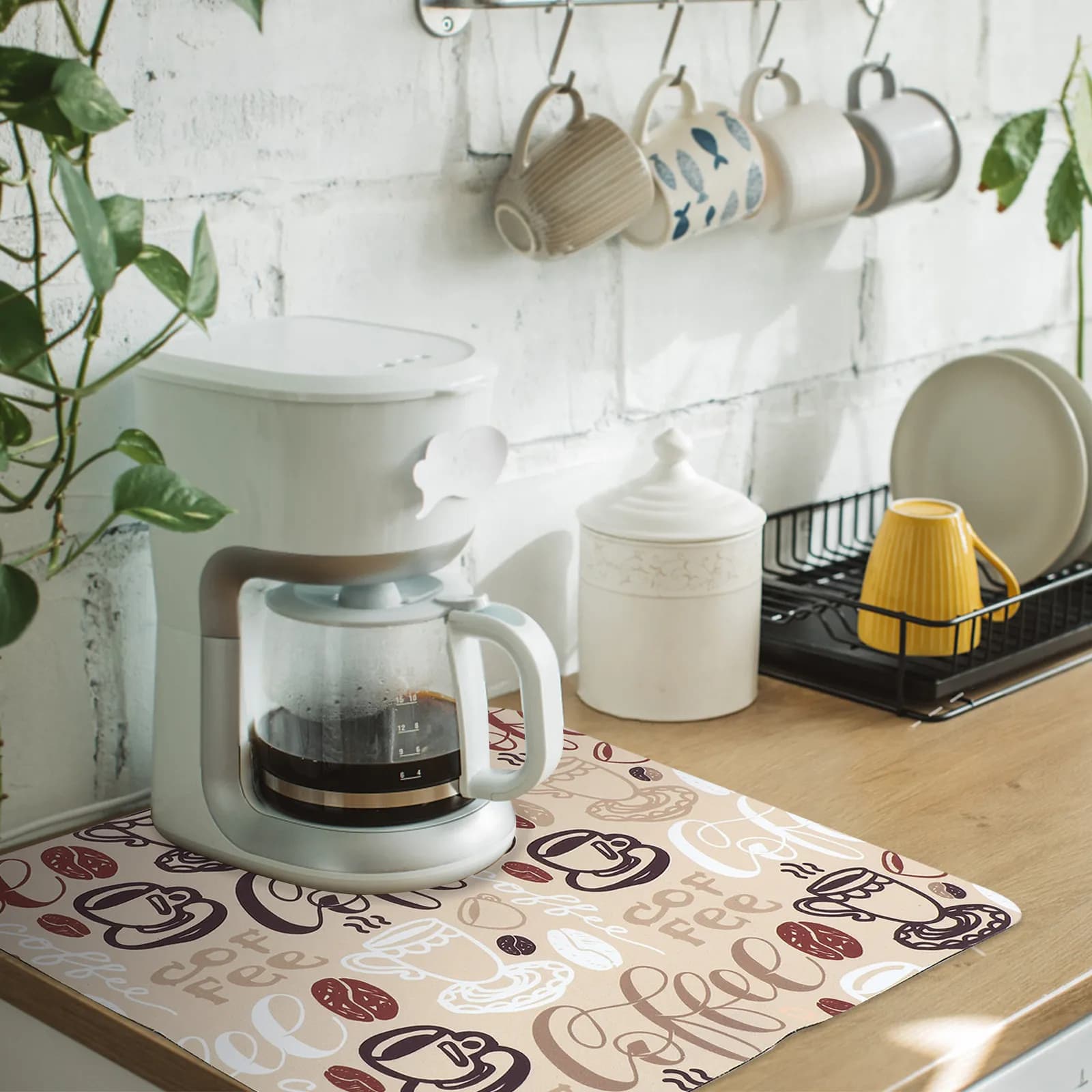 Coffee Maker Mat Heat Resistant Absorbent Nonslip Coffee Bar Mat for Countertop Protection Espresso Machine Pad Kitchen