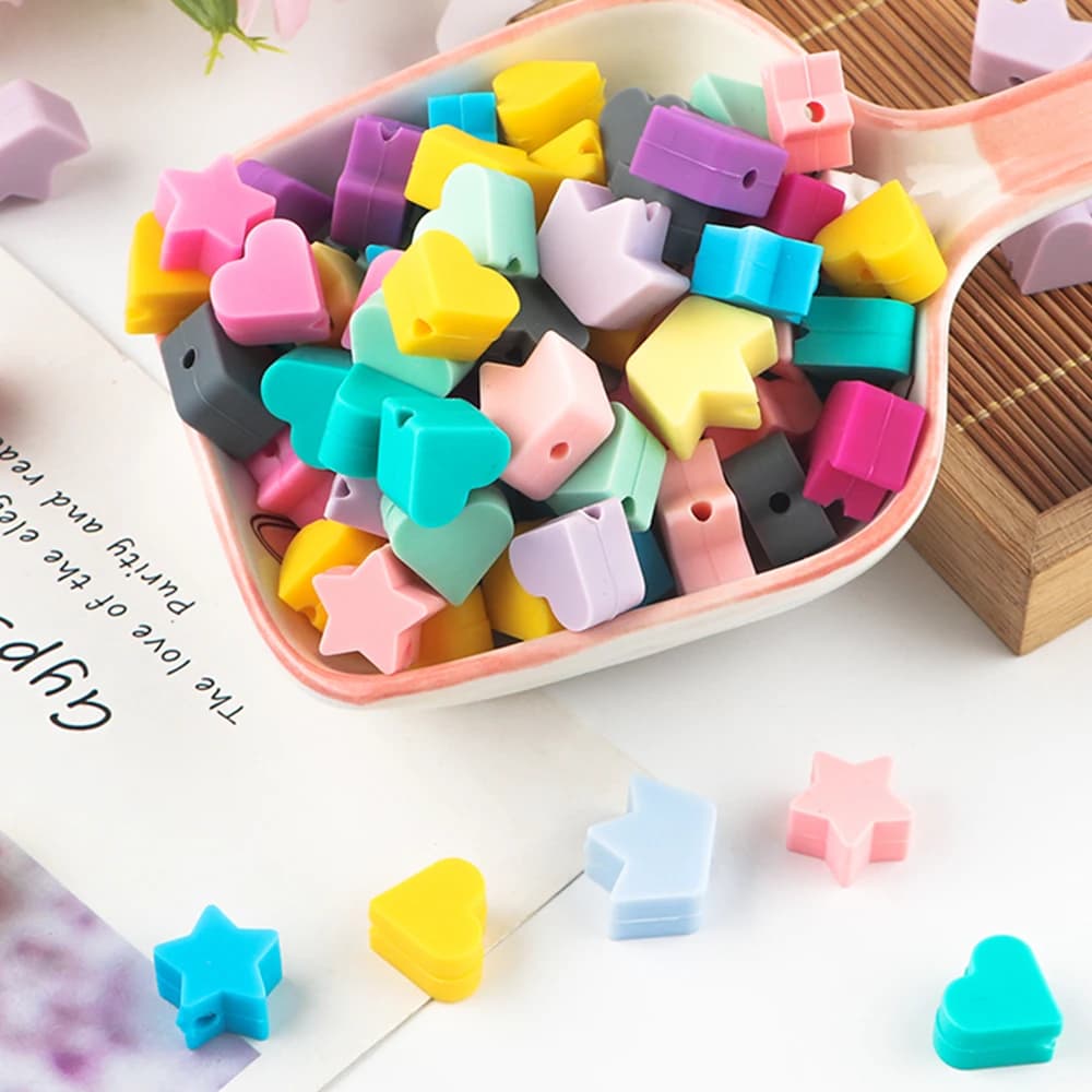 Kovict 35 pz Perline di Silicone Mini Stella/Cuore/Corona Perline All'ingrosso Per La Produzione di Gioielli FAI DA TE Ciuccio Collana A Catena Portachiavi Accessori