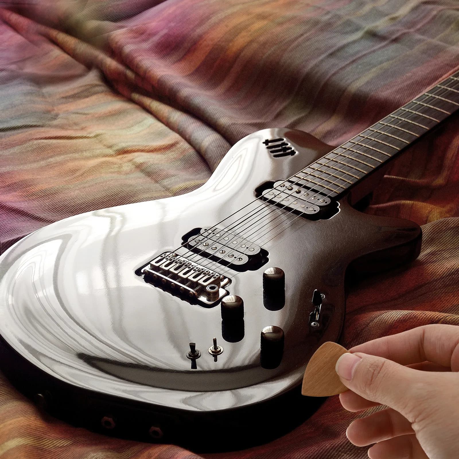 1Pcs Premium Hardwood Guitar Pick Designed for Realistic Sound Production Finger Friendly Ergonomic Shape Portable Guitar
