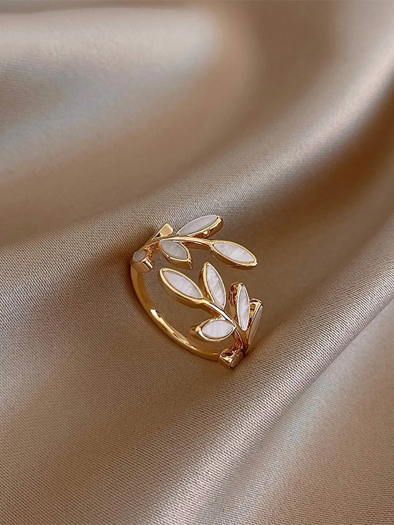 Andkiss Leaf Design Cuff Ring Open Adjustable Fashion Ring