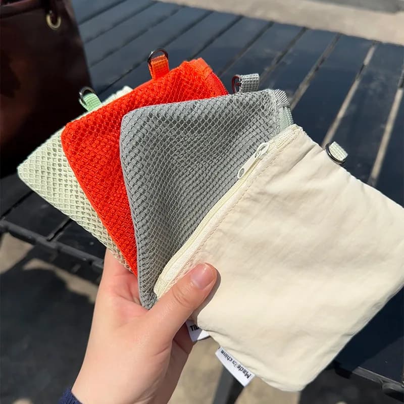 Nuove borse portaoggetti per trucco da viaggio Portamonete in rete Mini borsa portatile semplice Borsa quadrata multiuso Porta carte con cerniera a doppio strato