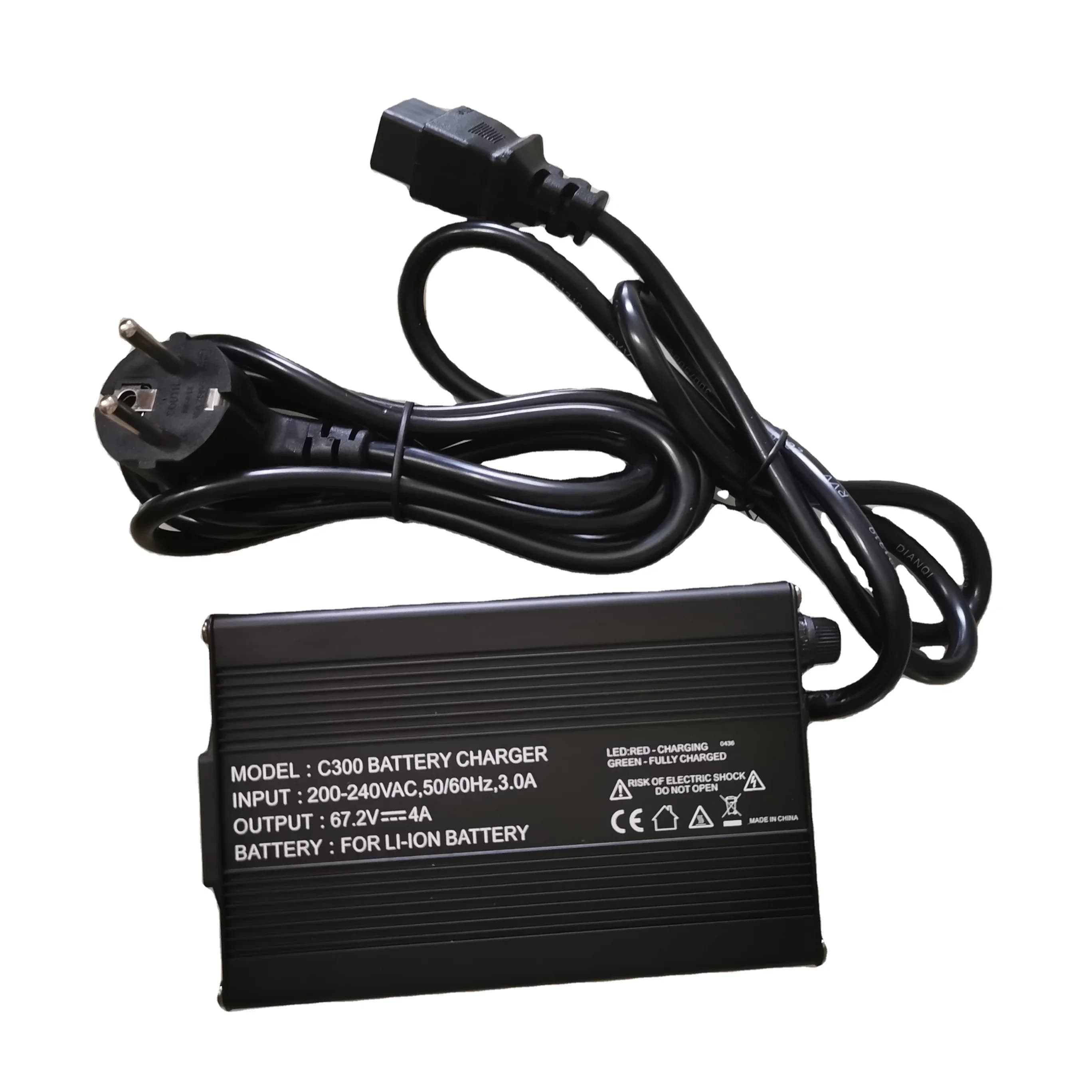 Caricabatterie per Bici Elettrica C300 12-72v 3-15A Ingresso EU/USA/AU Connettore di Uscita Aviazione/XLR/DC/Altro Parti per Scooter Fai-da-Te