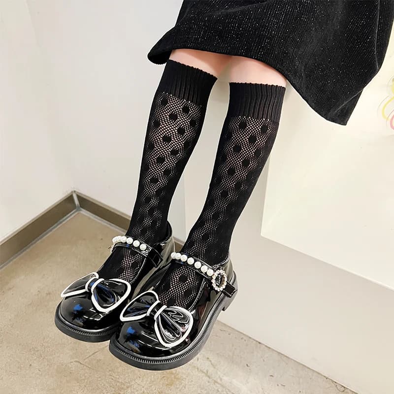 Nuovi calzini alti al ginocchio per ragazze da principessa a punto grande per bambini, calze geometriche scavate per bambini, calzini lunghi estivi Lolita per studenti infantili