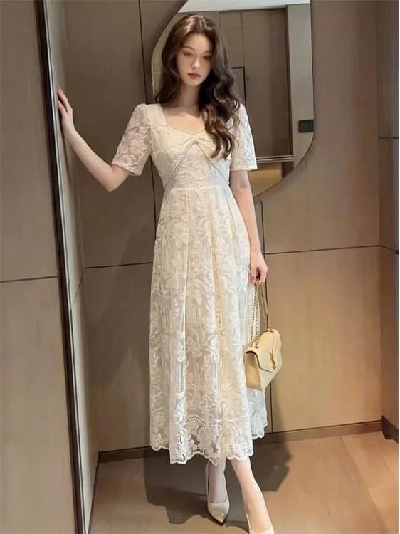 Elegante Abito Midi in Pizzo Ricamato Estivo con Vita Sottile, Colletto Quadrato, Gonna Sopra il Ginocchio, Maniche Corte e Chiusura con Cerniera Posteriore