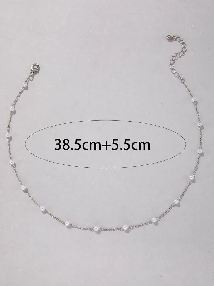 Collana con catena di perle finte da donna