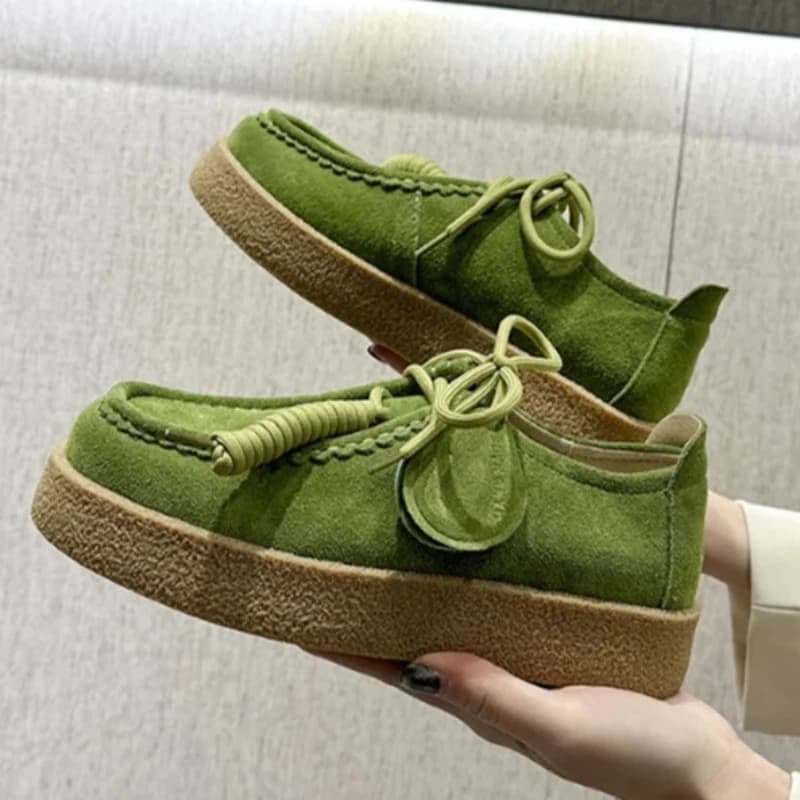 Moccassini in Vera High Quality Leather for Women, Shoes with Laces and Design Sewing, Comfortable and Casual for Outer
