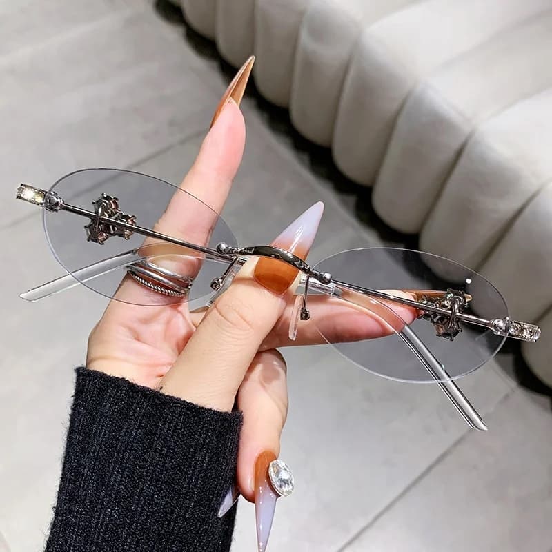1Pc Women's Fashion Glasses New Exquisite Luxury Oval Shaped Diamond-Inlaid Niche Design Decoration Suitable for Daily Outdoor S