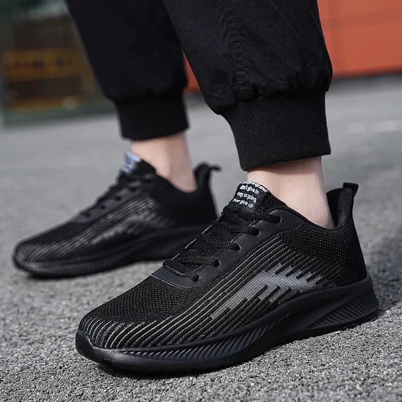 Spring New Soft Comfortable Mens Womens Sports Shoes Racing Rebound Running Shoes Commuting Stable Shock-absorbing Walking Shoes