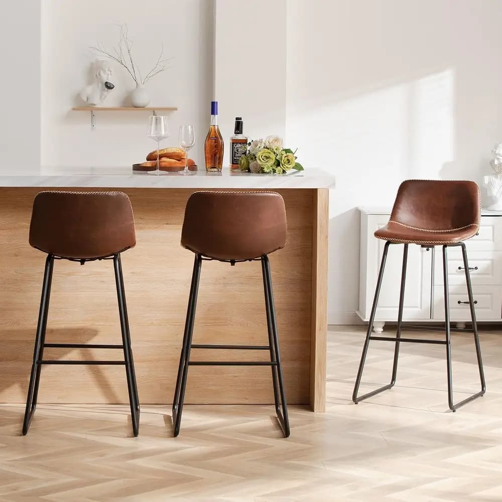 Set di 3 sgabelli da bar in similpelle marrone con schienale per isola cucina, gambe in metallo