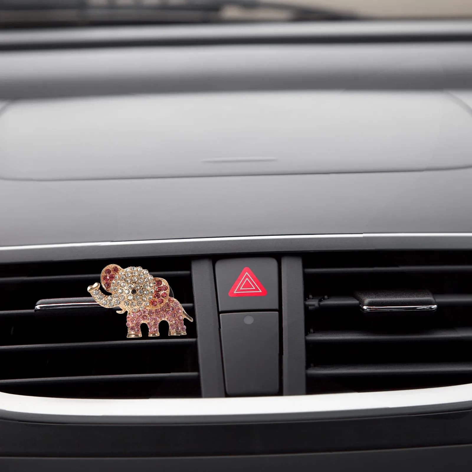 Elephant Air Freshener Gold Car Clip Perfume Diffuser Decorative Aromatherapy Automobile Interior Fragrance Holder Smoke
