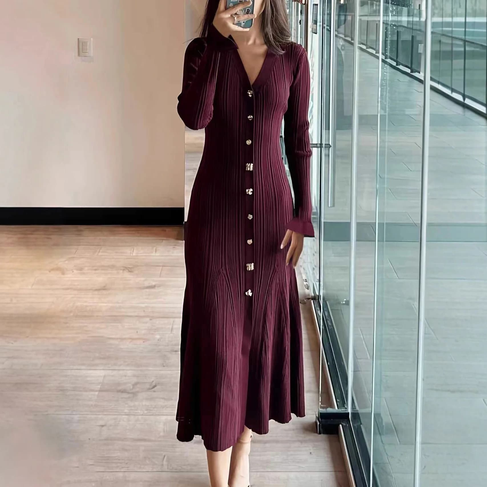 Autumn And Winter French Elegant Pullover Dress Slim And Thin