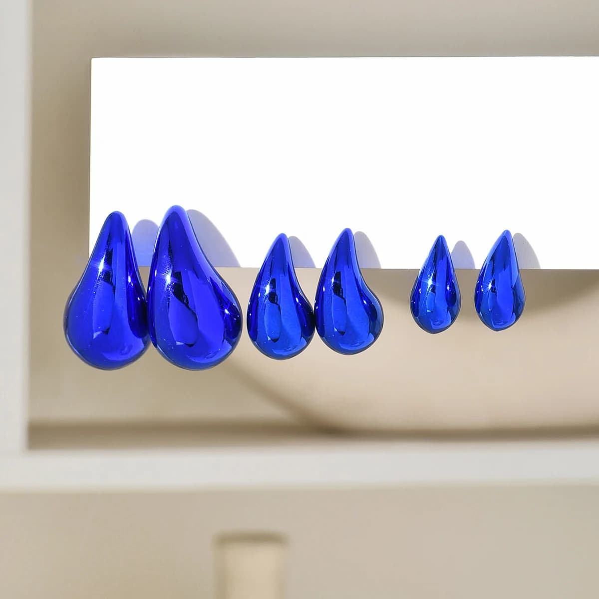 Nuovo Leggero 40/30/25mm Acrilico Chunky Acqua Orecchino Della Vite Prigioniera Dupes per Le Donne 3 paia di Colore Metallico Lacrima Orecchino Cerchi gioielli